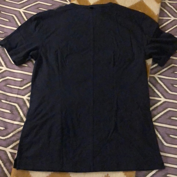 Navy Men’s Kit and Ace T Shirt NWT - Picture 3 of 5